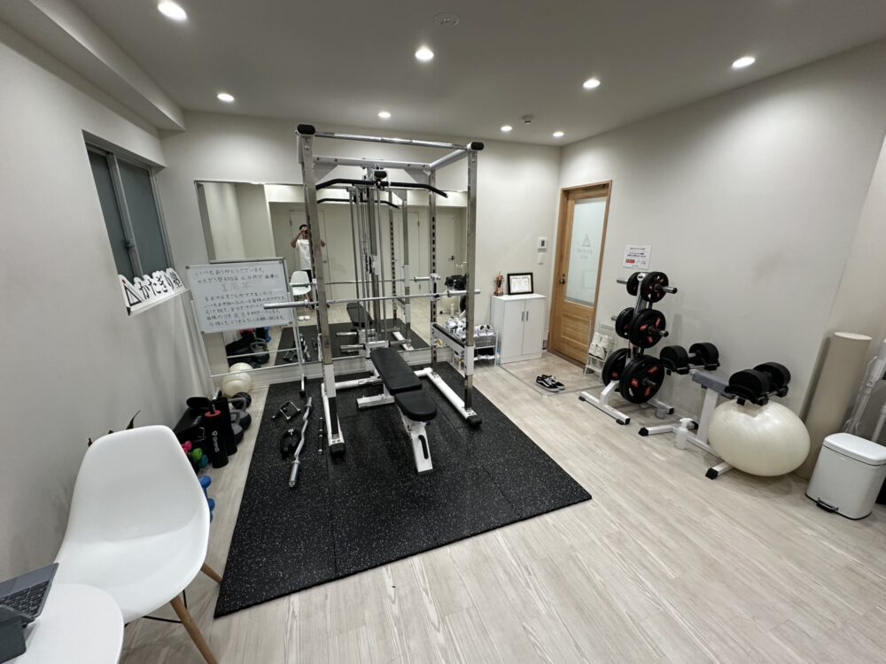 かたぎり塾 初台店の店内